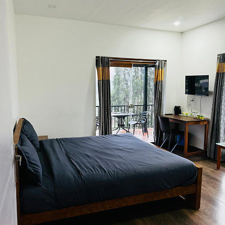 The Wooden Springs Bed & Breakfast Ooty Bagian luar foto