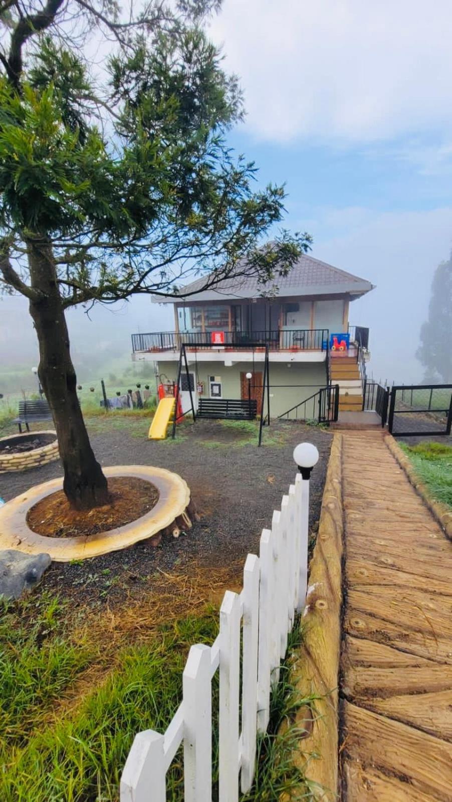 The Wooden Springs Bed & Breakfast Ooty Bagian luar foto